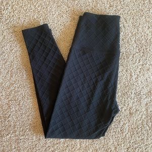 Beyond Yoga Black Textured Legging